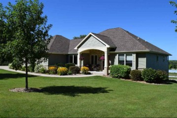 N8380 Park Ridge Drive, Taycheedah, WI 54937