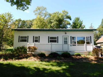 N4271 Lakeview Drive, Princeton, WI 53946