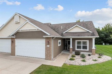 1717 Oak Hallow Lane, Fox Crossing, WI 54956