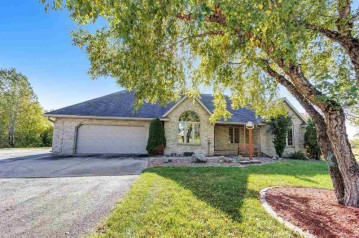 N1512 Laney Road, Maple Grove, WI 54165