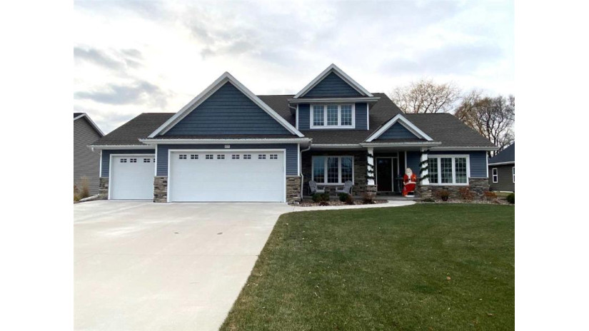 977 Hoks Ridge Lane Lawrence, WI 54115 by Coldwell Banker Real Estate Group $529,900