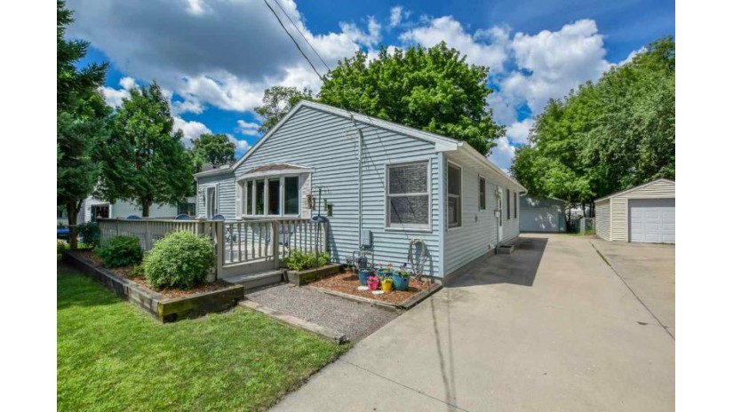 4605 Schofield St Monona, WI 53716 by Kothe Real Estate Partners Llc $365,000