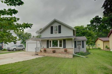 115 Pierce St, Arlington, WI 53911