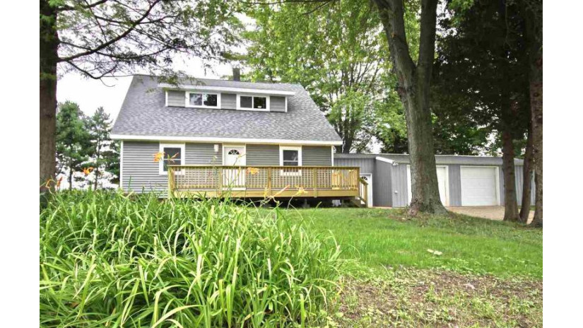 W5611 County Road M Grover, WI 54157 by Re/Max Ignite $195,000