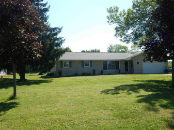 N11482 County Road M, Chester, WI 53963-9671