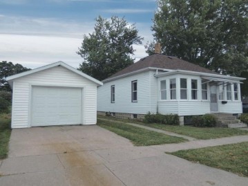 111 N Jefferson St, Cuba City, WI 53807