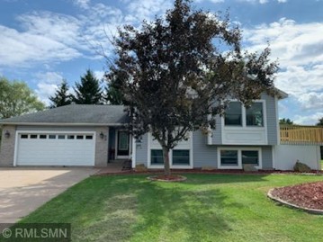 102 Ivy Dr, Woodville, WI 54028