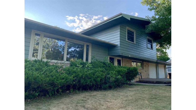 1108 Green Avenue Stevens Point, WI 54481 by Northwood Holmes Real Estate $209,900