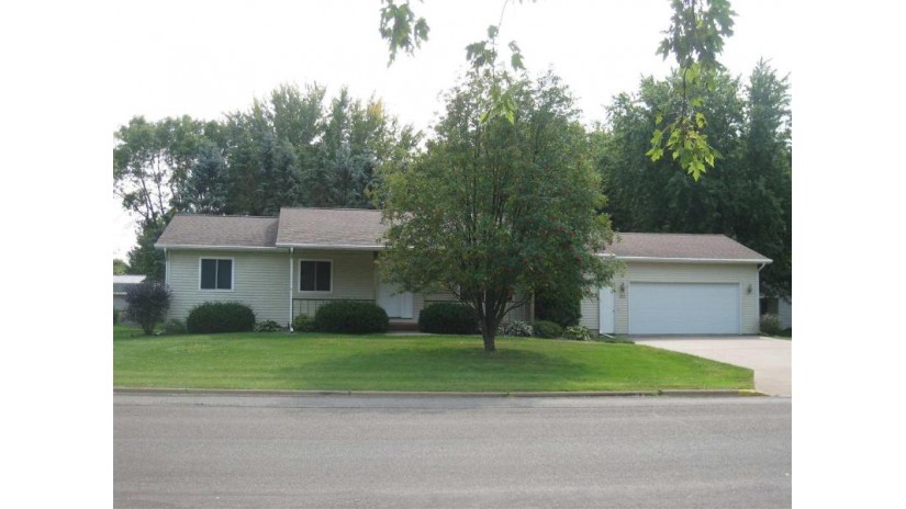 312 West Viking Avenue Dorchester, WI 54425 by Woodland Realty $149,900