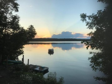 7092 Bauers Old Dam Ln, Baileys Harbor, WI 54202