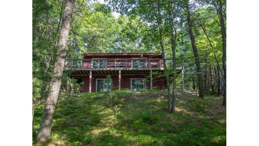 3725 Chain O Lakes Rd Eagle River, WI 54521 by Re/Max Property Pros $355,900