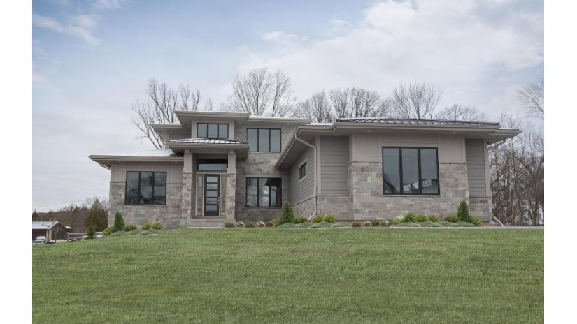 2635 Calla Lily Ln Brookfield, WI 53005 by First Weber Inc- Mequon $1,175,000