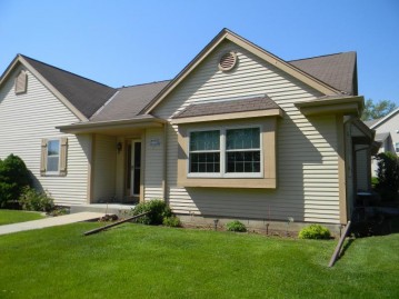 N167W21278 South St, Jackson, WI 53037-9313