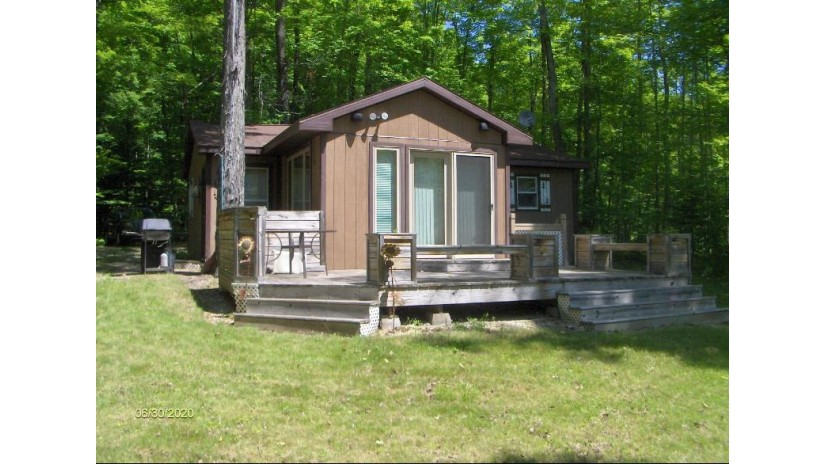 W5087 Bear Paw Rd Amberg, WI 54102 by Whitewater Realty $95,000