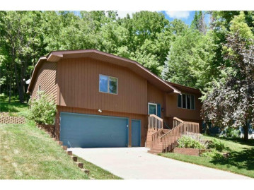 376 Dresser Dr, Winona, MN 55987