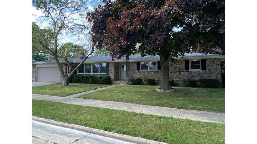 2704 84th St Kenosha, WI 53143 by Welcome Home Real Estate Group, LLC $209,900