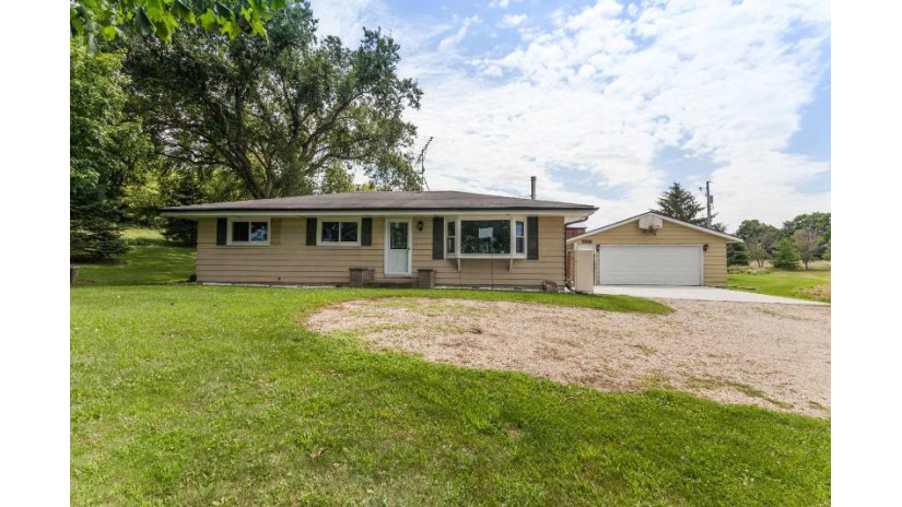 W2874 Sunset Dr Ashford, WI 53010 by RE/MAX Insight $270,000