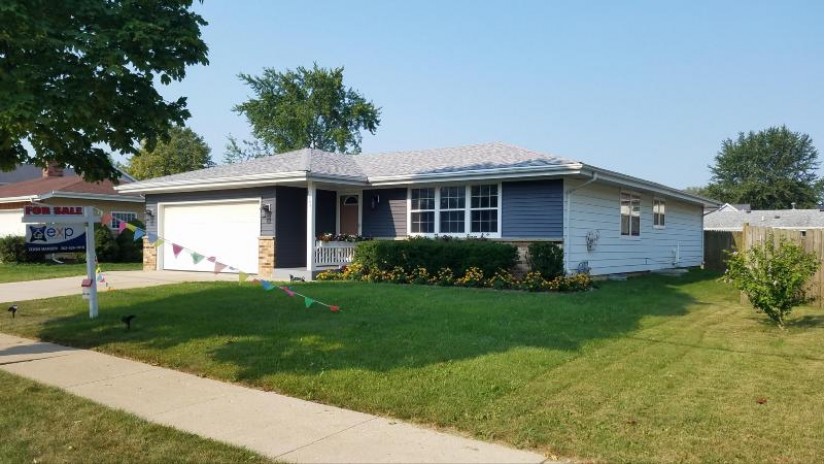 7004 60th Ave Kenosha, WI 53142 by EXP Realty,LLC~Kenosha $269,900