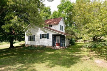 S2056 Valley Ave, Forest, WI 54639