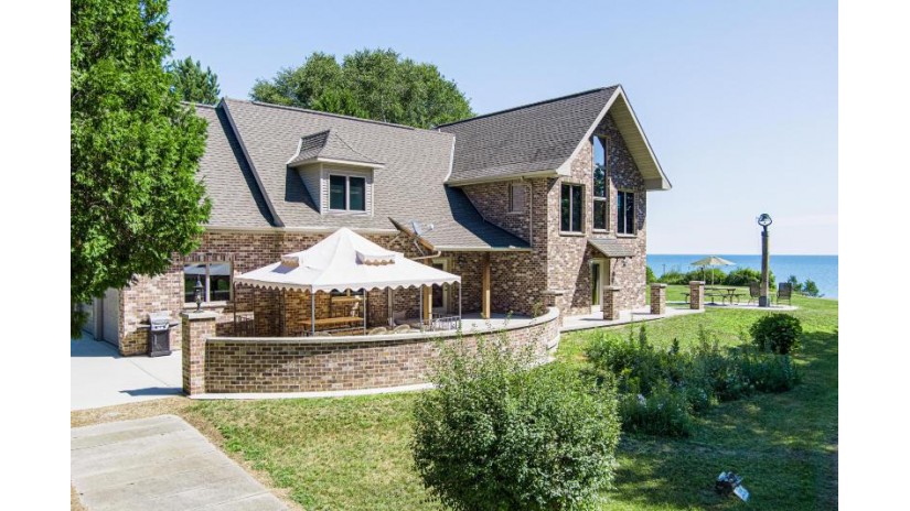 7779 Lakeshore Rd Newton, WI 53063 by First Weber Inc - Brookfield $649,000