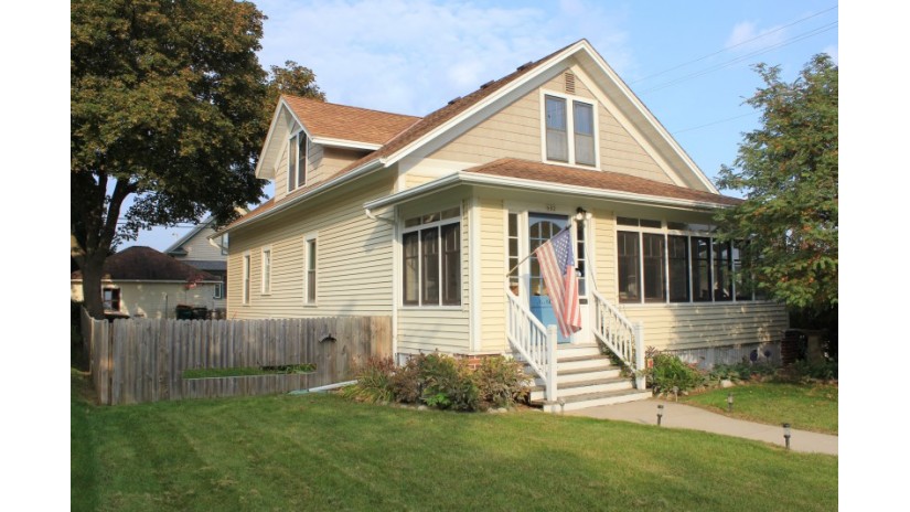 602 S 3rd Ave West Bend, WI 53095 by Shorewest Realtors $200,000