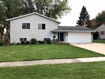 1005 Church St, Waupun, WI 53963