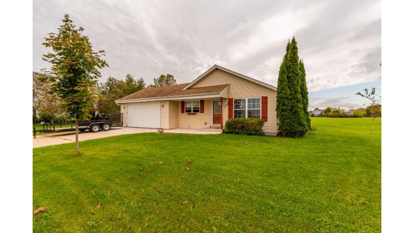 285 Highland Dr Belgium, WI 53004 by Realty Executives Choice $229,900