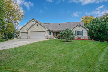 21884 Bonnie Ln, Lannon, WI 53046-0000