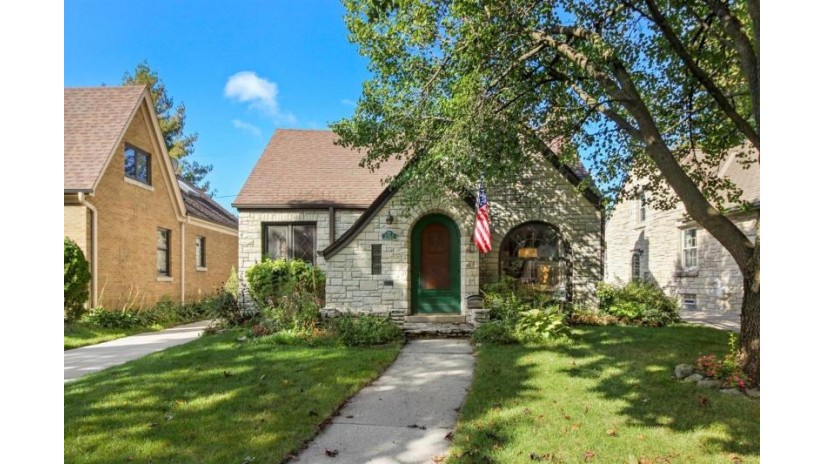 2767 N 72nd St Milwaukee, WI 53210 by First Weber Inc - Delafield $284,900