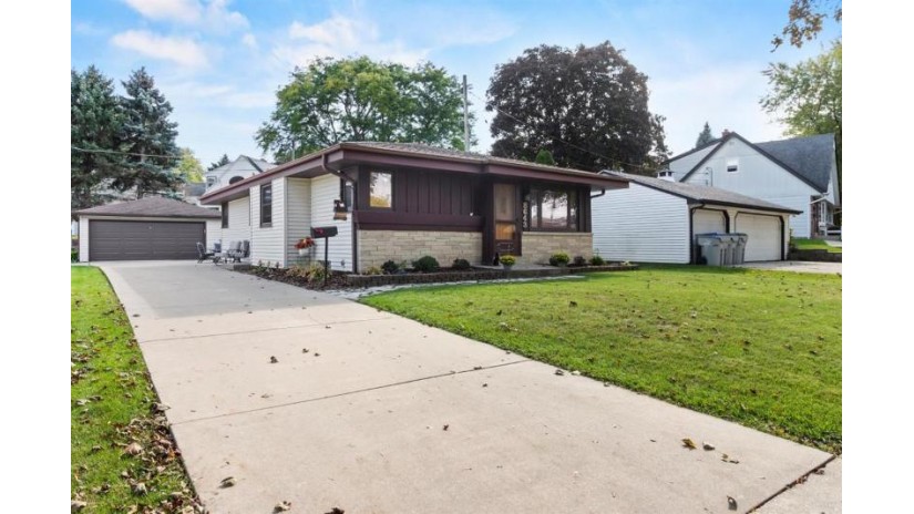 8643 W Ohio Ave Milwaukee, WI 53227 by Keller Williams Realty-Milwaukee Southwest $209,900