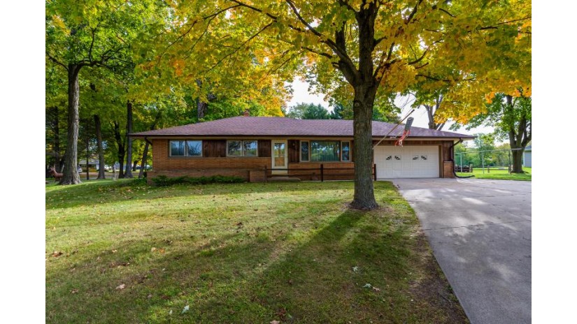 3348 Hillside Rd Polk, WI 53086 by Star Properties, Inc. $279,900