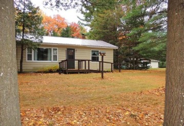 N10865 Hiatt Rd, Wausaukee, WI 54177