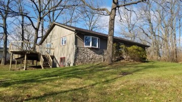 410 Tahoe Dr, Rochester, WI 53105-9568