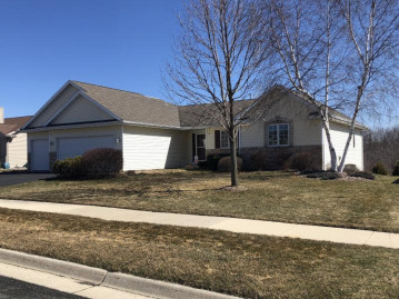 1203 Schuman Dr, Watertown, WI 53098