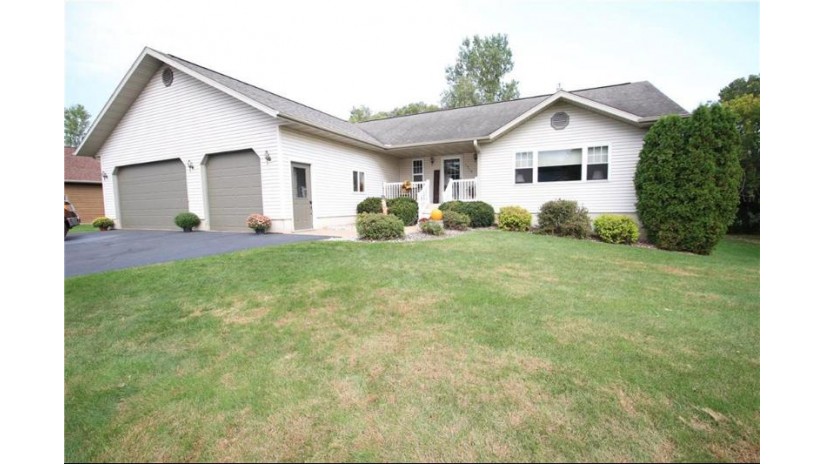 1715 Whitetail Drive Chippewa Falls, WI 54729 by Cb Brenizer/Eau Claire $299,900