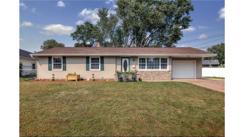 1004 East Grant Avenue Eau Claire, WI 54701 by Keller Williams Realty Diversified $209,900