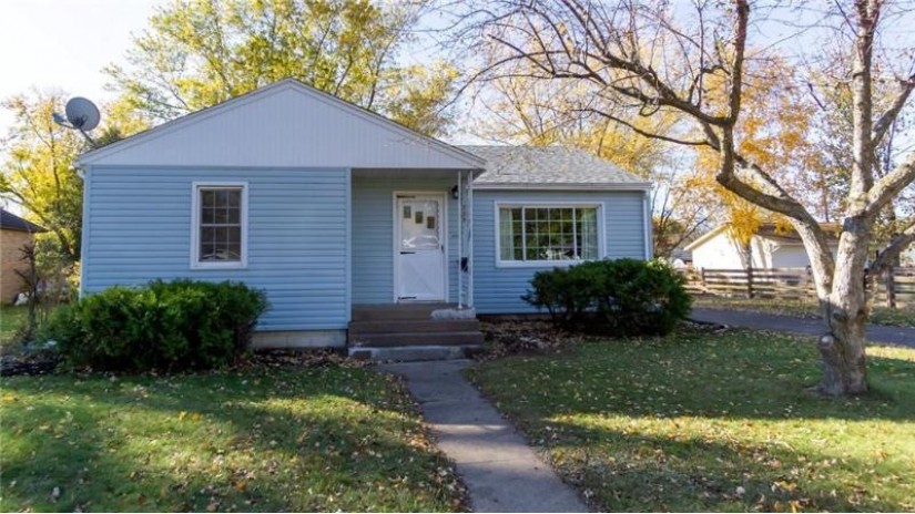 726 Maple Street Chippewa Falls, WI 54729 by Woods & Water Realty Inc/Regional Office $139,900