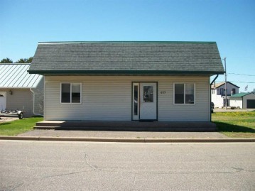 635 N 1st Street, Bruce, WI 54819