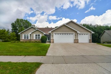 998 Channel Tunnel Court, Howard, WI 54313