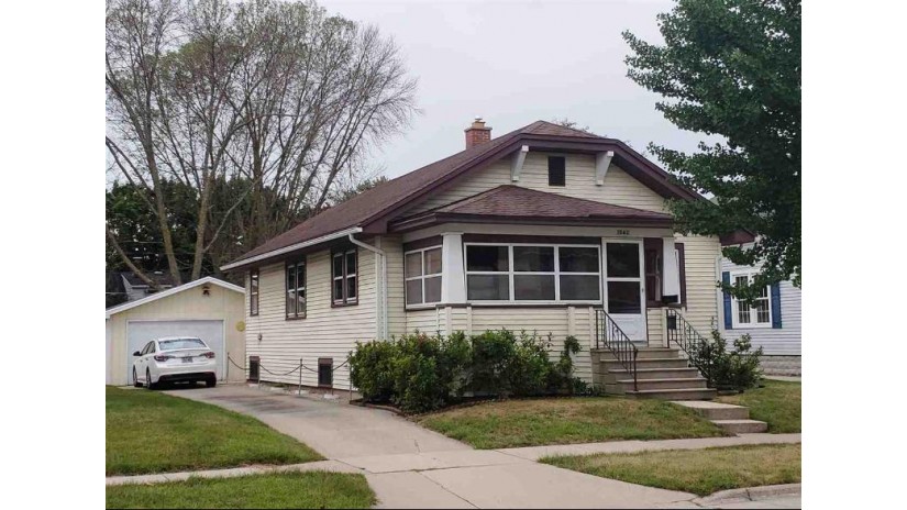 1562 Morrow Street Green Bay, WI 54302 by Resource One Realty, Llc $122,500