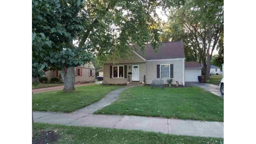 363 Lopas Street Menasha, WI 54952 by Key Real Estate, Llc $149,900