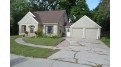 1136 Lime Kiln Road Green Bay, WI 54302 by Micoley.com Llc $149,900