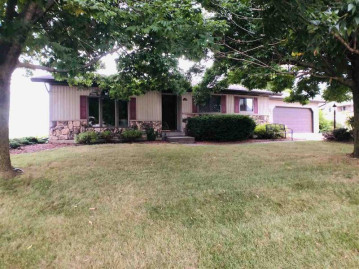 300 N Madison Street, Bonduel, WI 54107