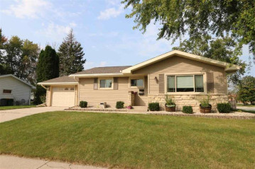 1011 Adams Avenue, North Fond Du Lac, WI 54937-1223