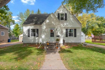 106 10th Street, Clintonville, WI 54929