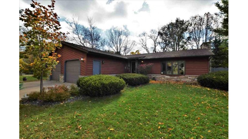 2766 Woodstock Court Green Bay, WI 54311 by Coldwell Banker Real Estate Group $219,900