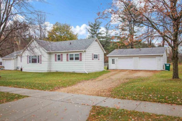 306 E Mt Morris Avenue, Wautoma, WI 54982-8410