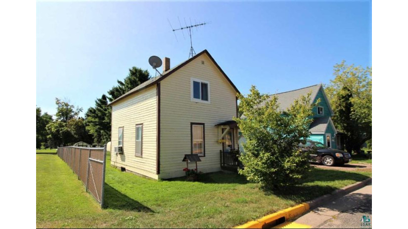 314 West 4th St Washburn, WI 54891 by Anthony Jennings & Crew Real Estate Llc $42,900