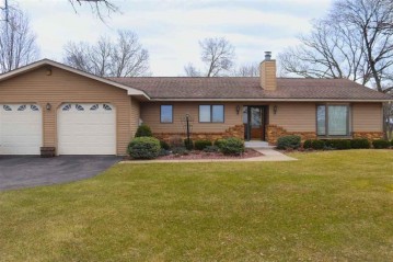 S2994 Golf Course Rd, Reedsburg, WI 53959