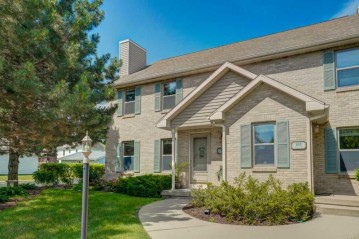 101 Fairview Way, Waunakee, WI 53597